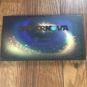 BH cosmetics Supernova Baked Eyeshadow pallet